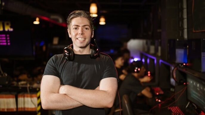 amouranth-returns-to-twitch-on-june-20-after-earning-38m-on-kick