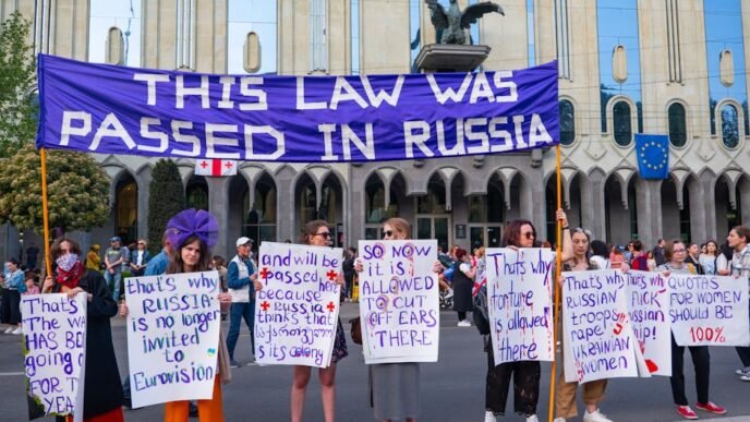 polands-far-right-surge-threatens-democracy-amid-eu-tensions