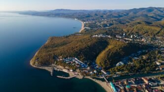 ukraine-strikes-sochi-oil-depot-as-trump-ceasefire-deadline-nears